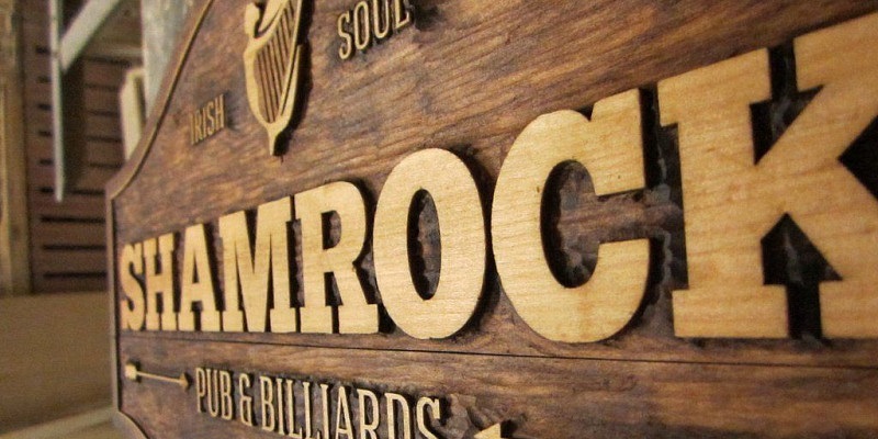 Деревянные вывески